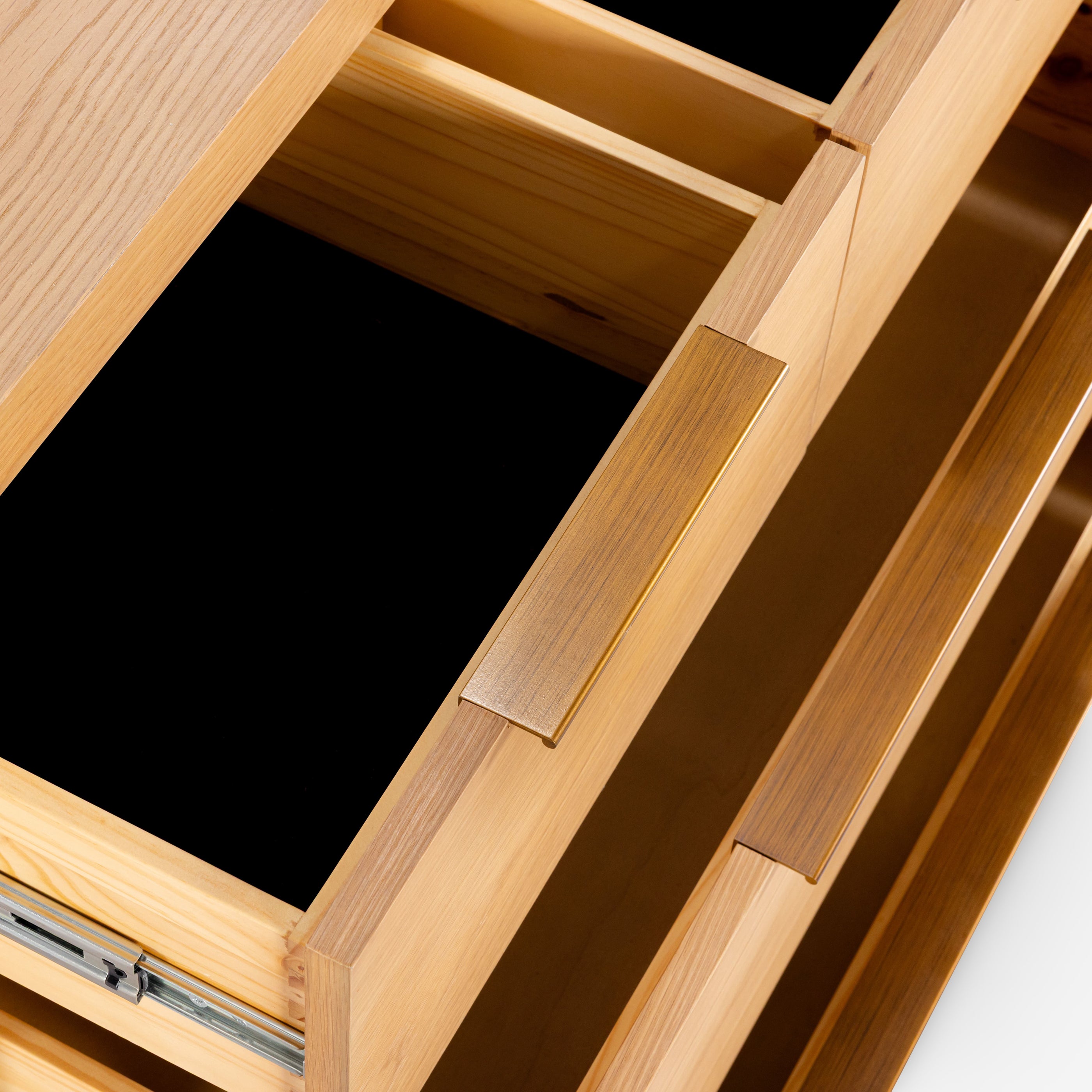 Liverpool 5 Drawer Tallboy (Natural)