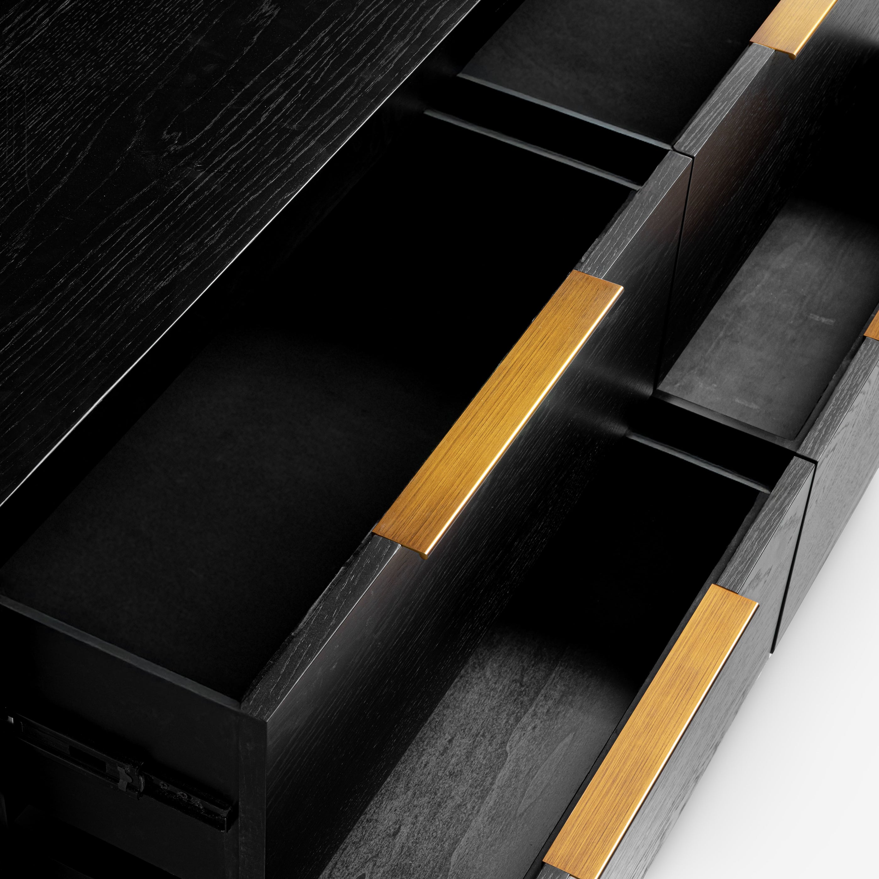 Liverpool 6 Drawer Chest (Black)