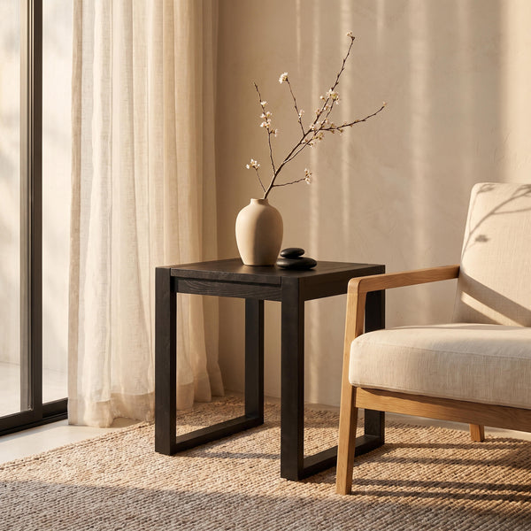 Richmond End Table (Black)