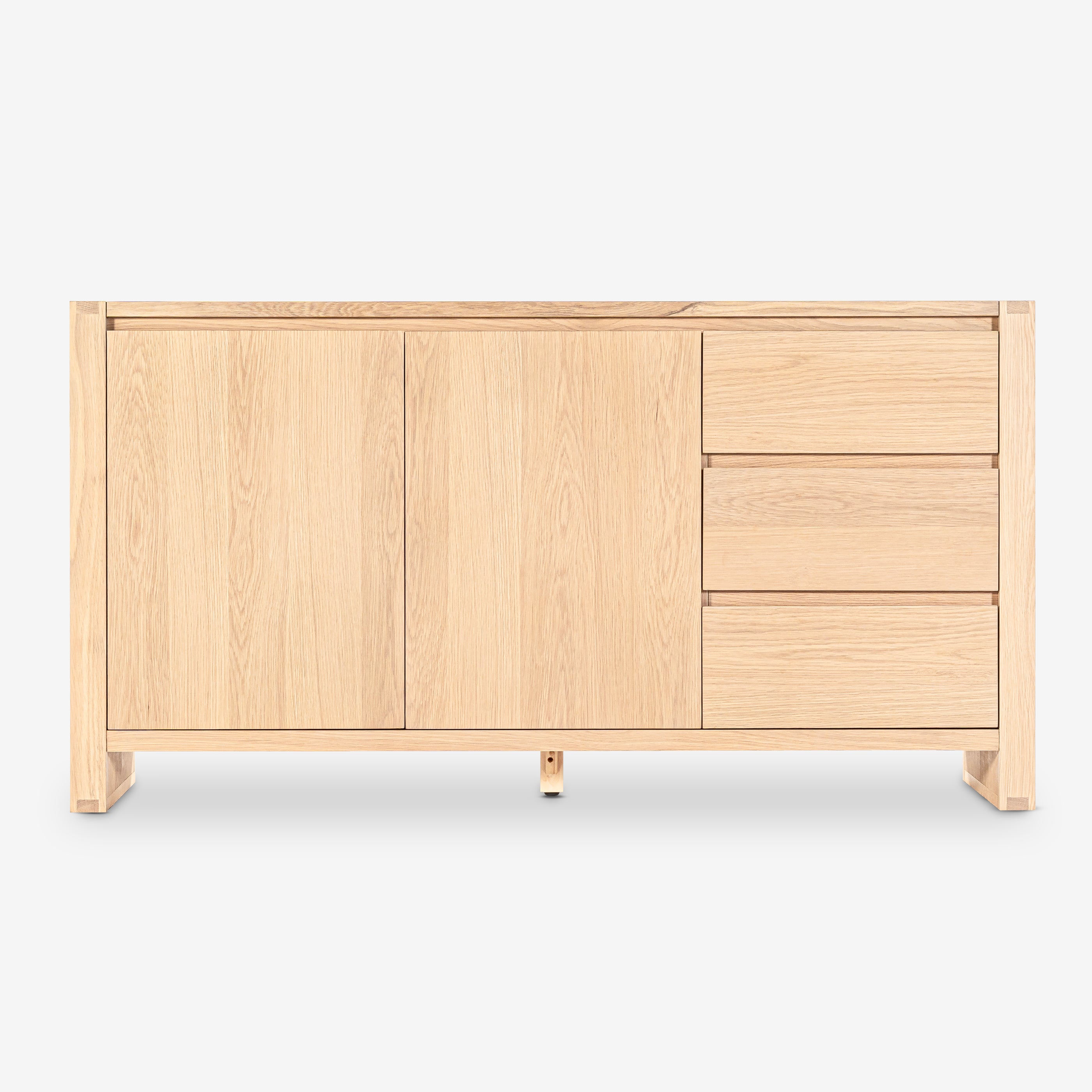 Richmond 2 Door 3 Drawer Sideboard (Natural)