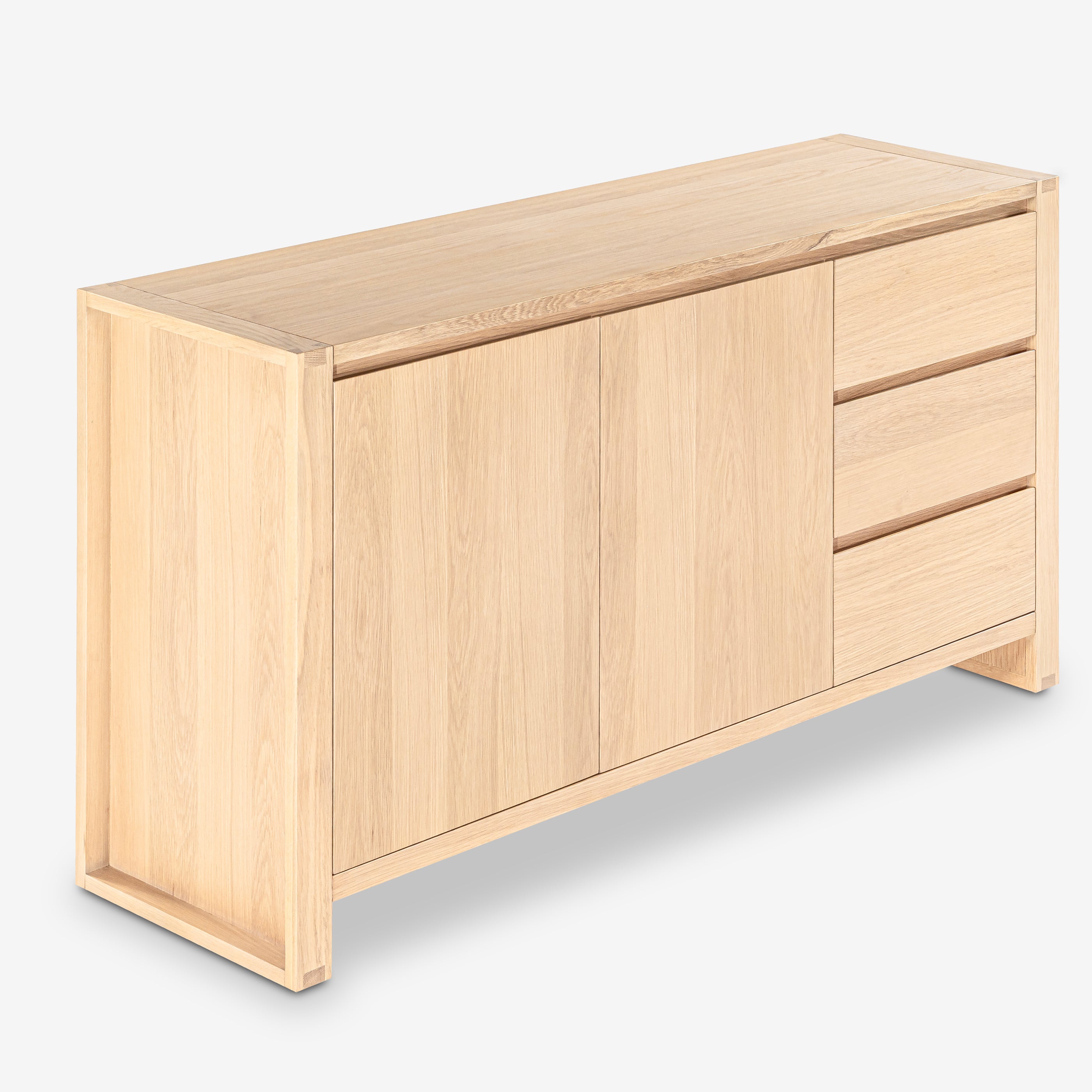 Richmond 2 Door 3 Drawer Sideboard (Natural)