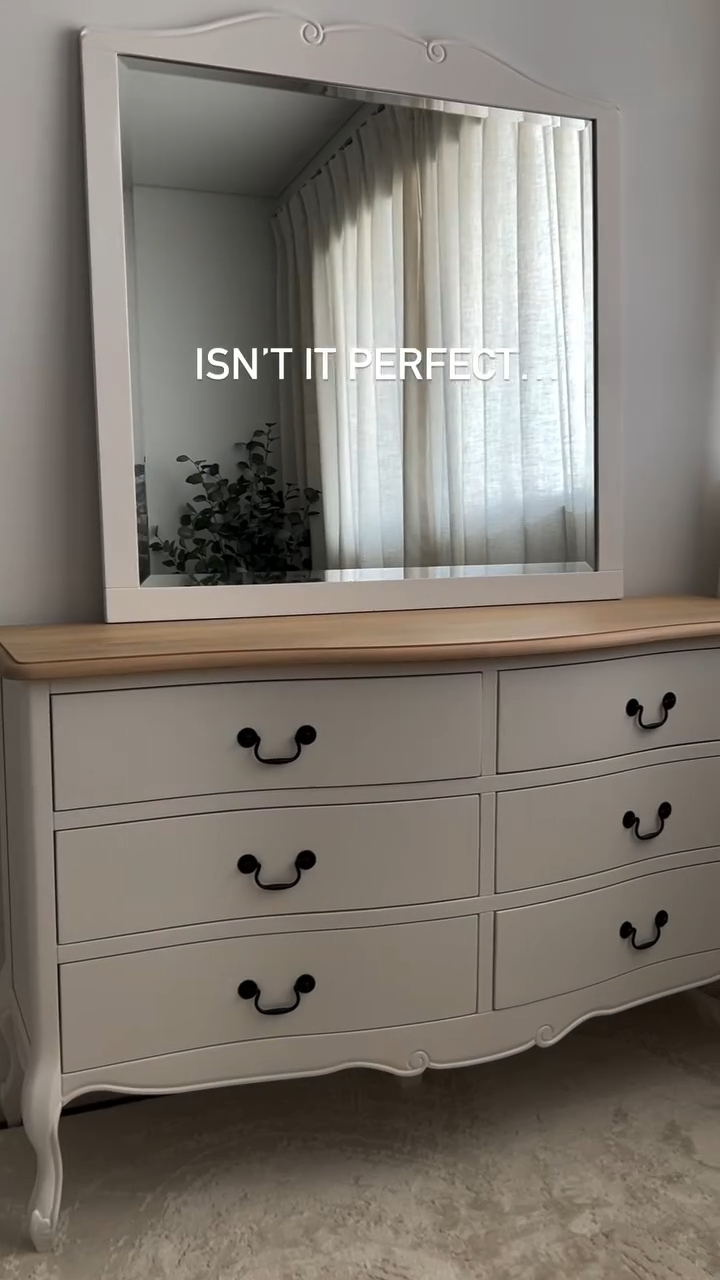 Load video: Newcastle Acacia 6 Drawer Chest
